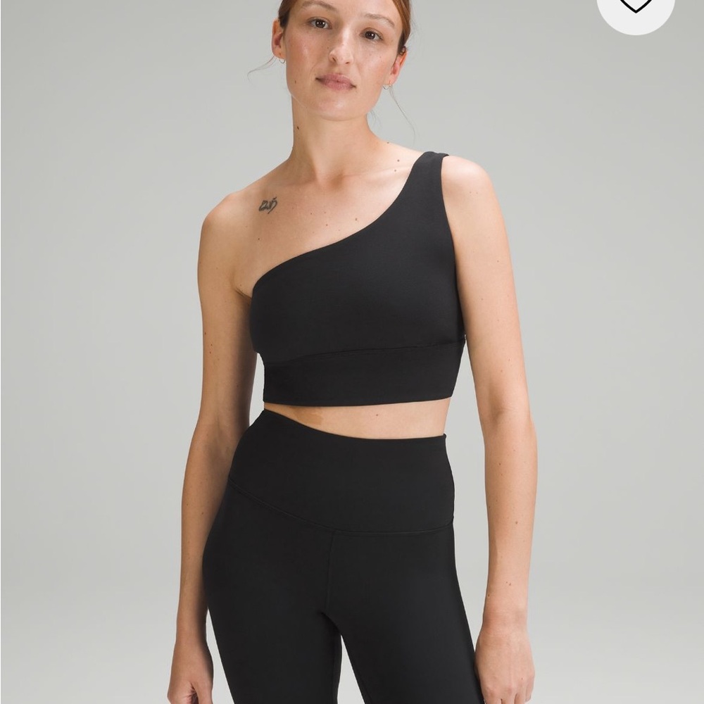Lululemon Align Asymetrical Bra size 4 NWOT